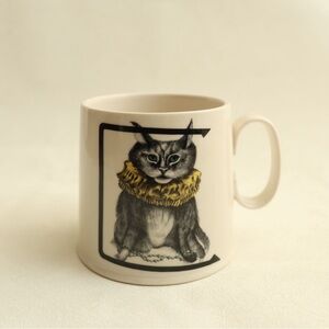 LargeAnthropologie Cat ‘C’ Mug with Yellow & Gray Design Balducci Illustration